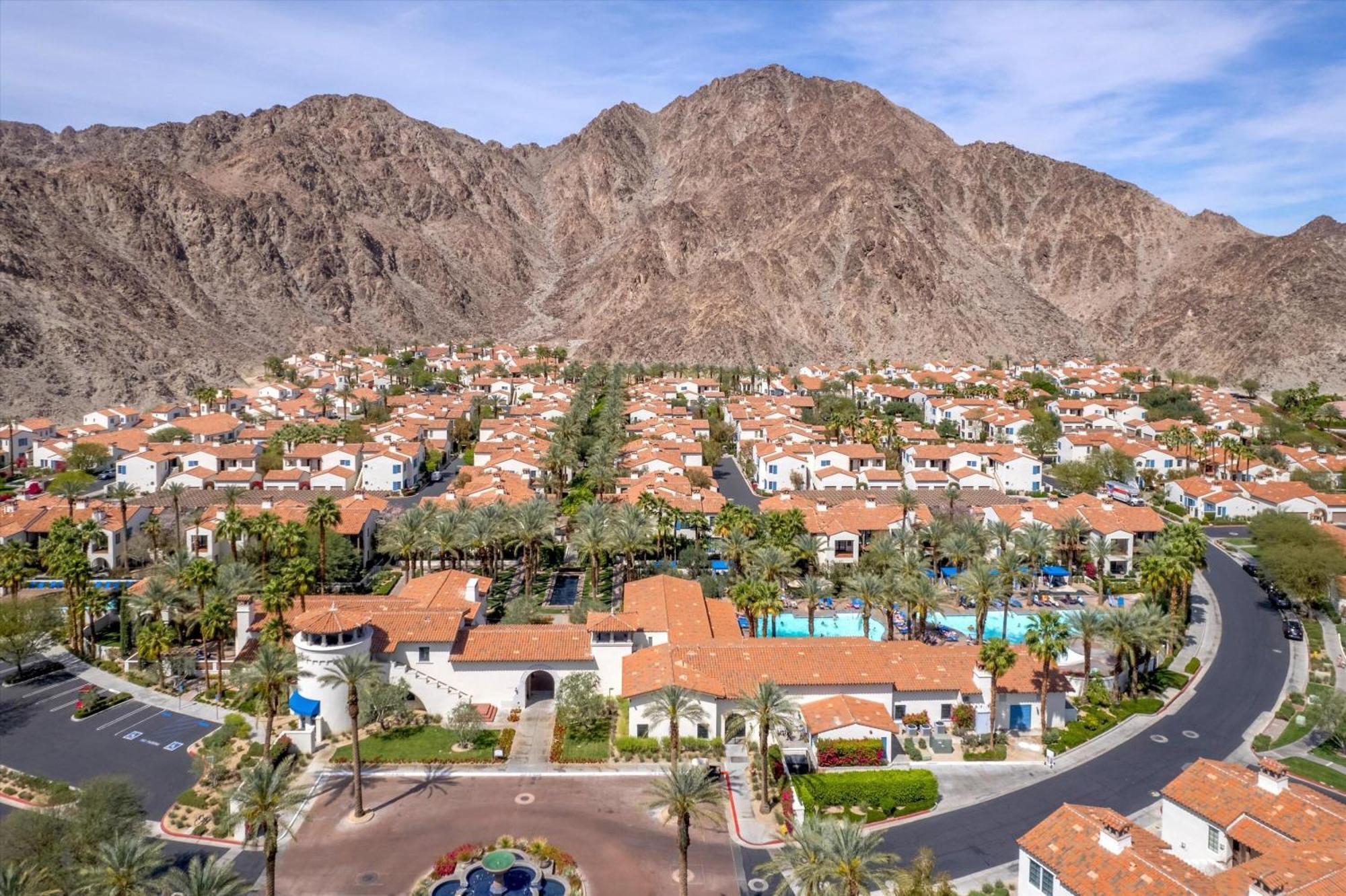 T21 Lux Villa With Fountain View Condo لا كينتا المظهر الخارجي الصورة